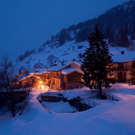 Hotel Ristoro Vagneur Saint Nicolas Luaran gambar