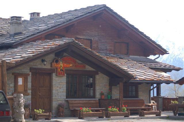 Hotel Ristoro Vagneur Saint Nicolas Luaran gambar
